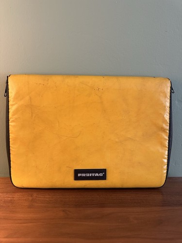 Freitag sleeve med - freitag,